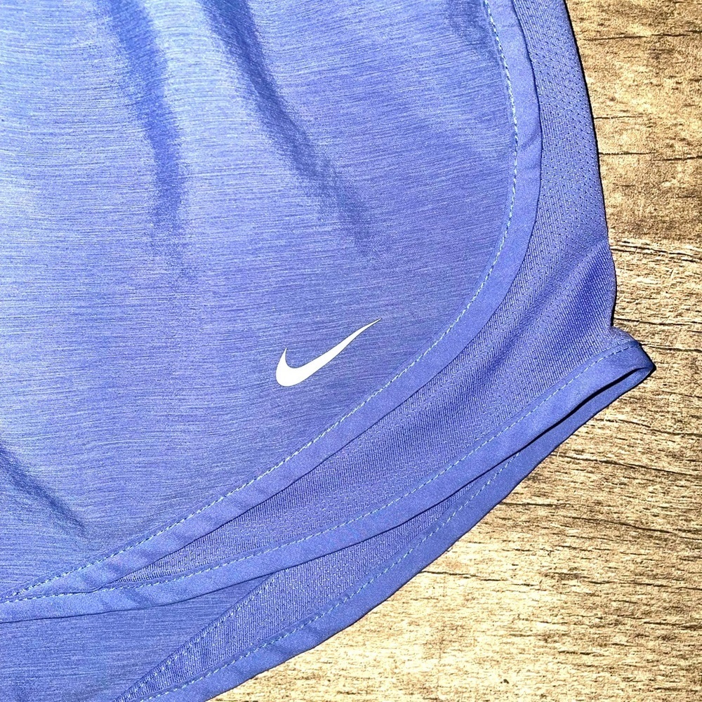 New Womens Nike Dri-Fit Shorts - Picture 2 of 4